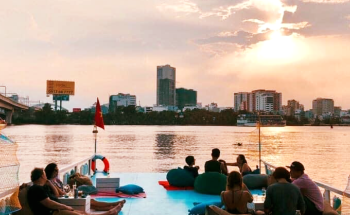 Note ngay 6 quán cafe Sài Gòn view sông đẹp lãng mạn