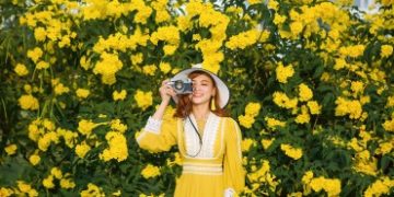 Check-in ngay mùa hoa Chuông Vàng đang nở rộ ở Sài Gòn