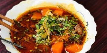 Món bò kho kiểu Ấn Độ chỉ bán buổi chiều