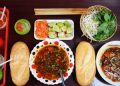 Người Sài Gòn chui hẻm ăn bò kho bán 5 tiếng của bà chủ lai Việt – Ấn