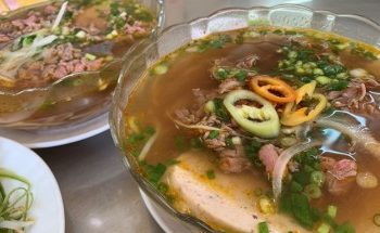 Người Sài Gòn mê bún bò Huế