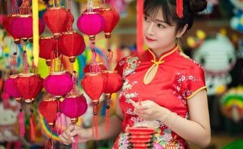 Sống ảo thả ga ở phố lồng đèn nổi tiếng lâu đời giữa Sài Gòn