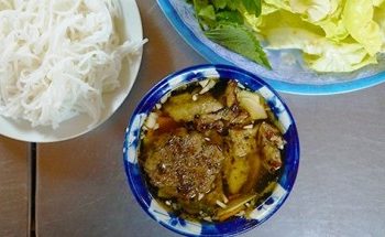 Quán bún chả Hà Nội 25 năm ở Sài Gòn