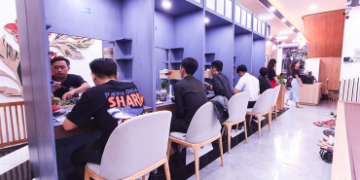 Note ngay 2 tiệm lẩu thoát ế giữa Sài Gòn cho dịp Valentine