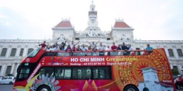 Tất tần tật những điều bạn cần biết về xe bus hai tầng mui trần có wifi ở Sài Gòn