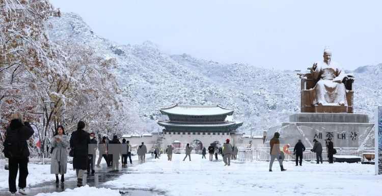 Lạc Vào Cổ Tích Ở Seoul Vào Ngày Tuyết Đầu Mùa