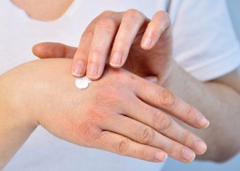 6 Cách Khắc Phục Da Khô Ngứa Trong Mùa Đông